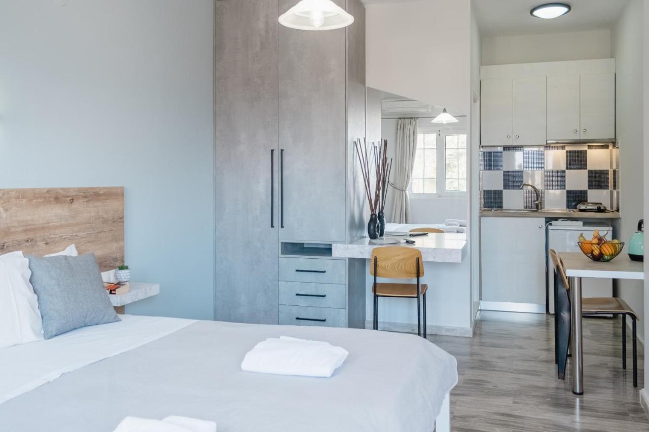 Miramare Apartments Platanés エクステリア 写真