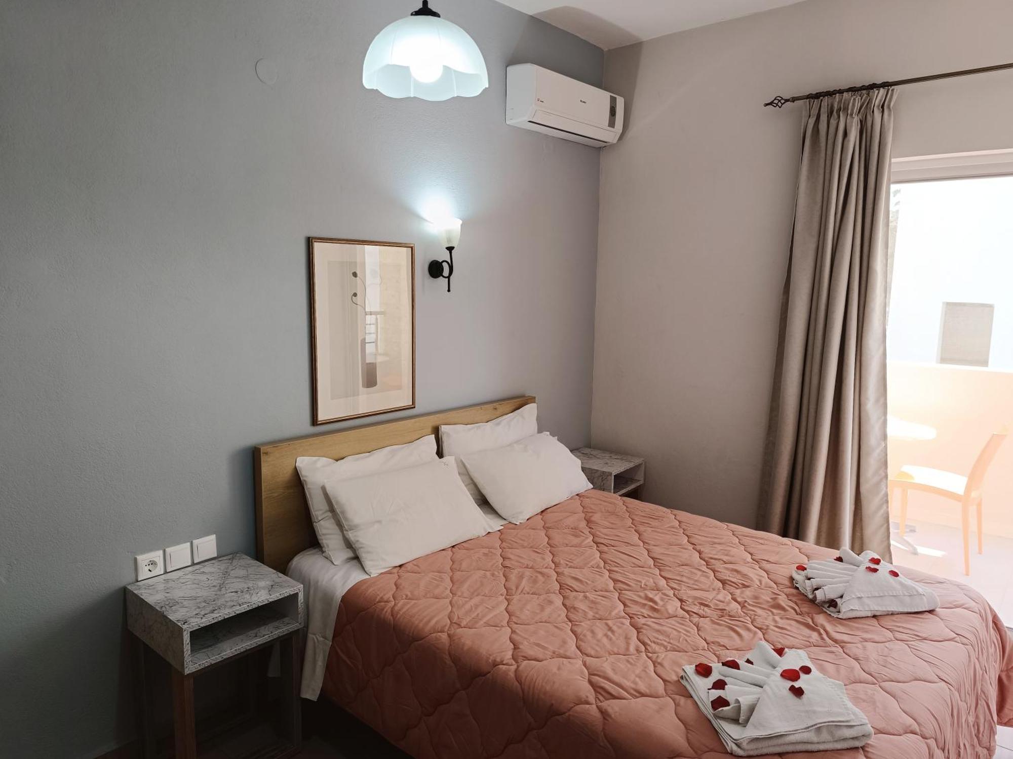 Miramare Apartments Platanés エクステリア 写真